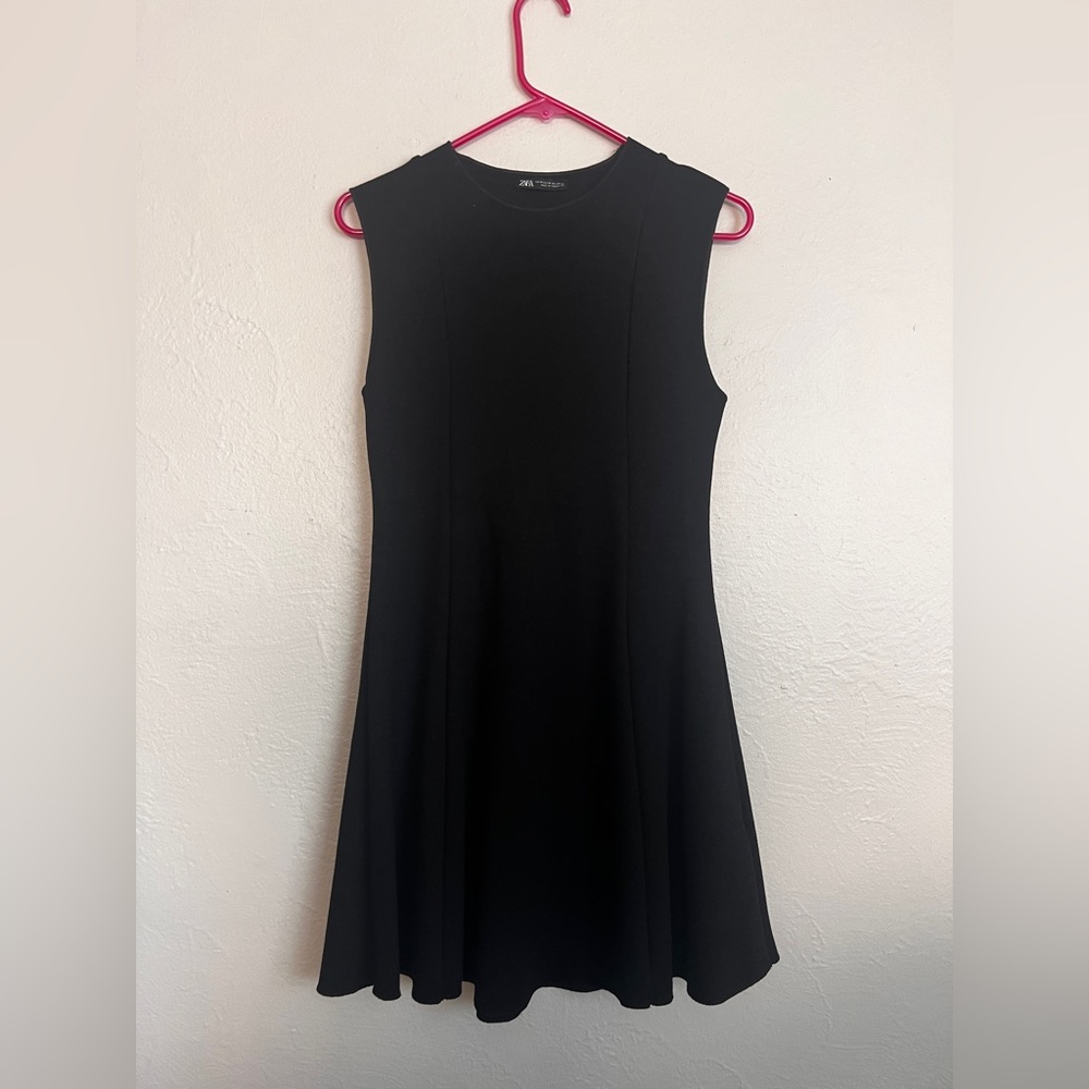 Zara Black Sleeveless A-line Mini Dress Size Medium